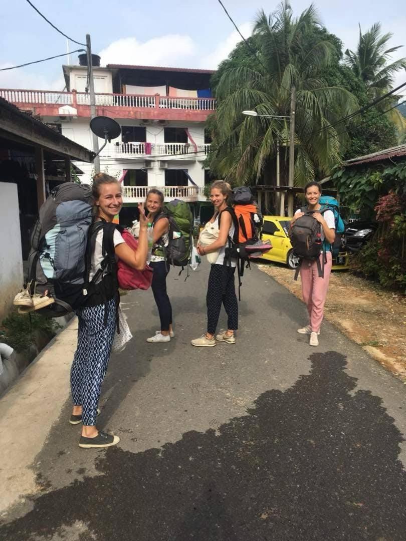 Agosto Taman Negara Hostel Kuala Tahan Extérieur photo